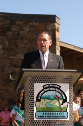 Governor Huckabee speaks at a nature center dedication